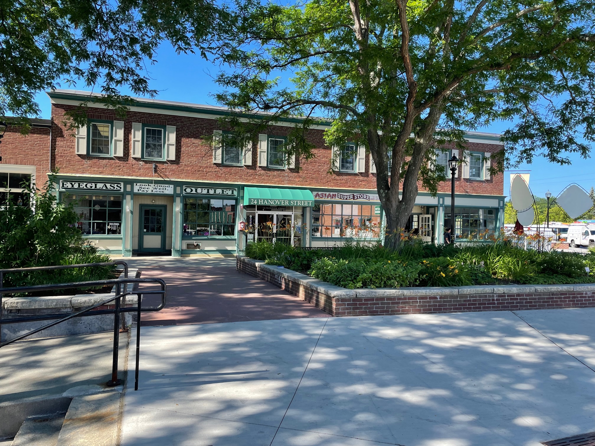 24 Hanover Street Unit 7· Lebanon NH · Leased Lang McLaughry Commercial